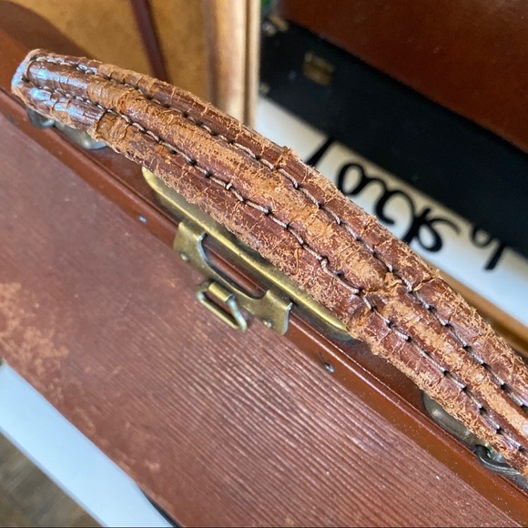 ❌SOLD❌ Vintage Brown Leather Doctors Purse - Picture 7 of 12